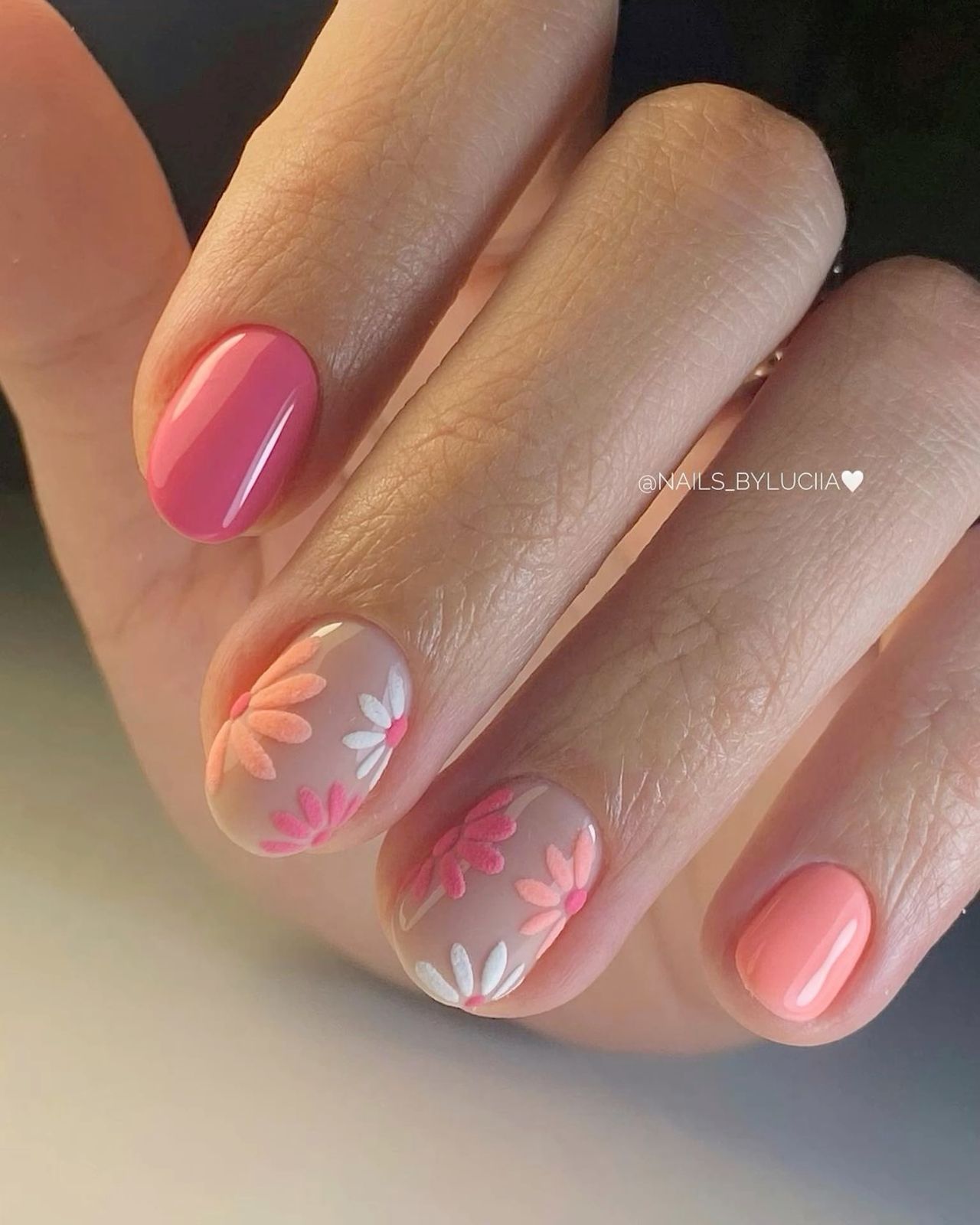 34 Flower Nail That Ideas
