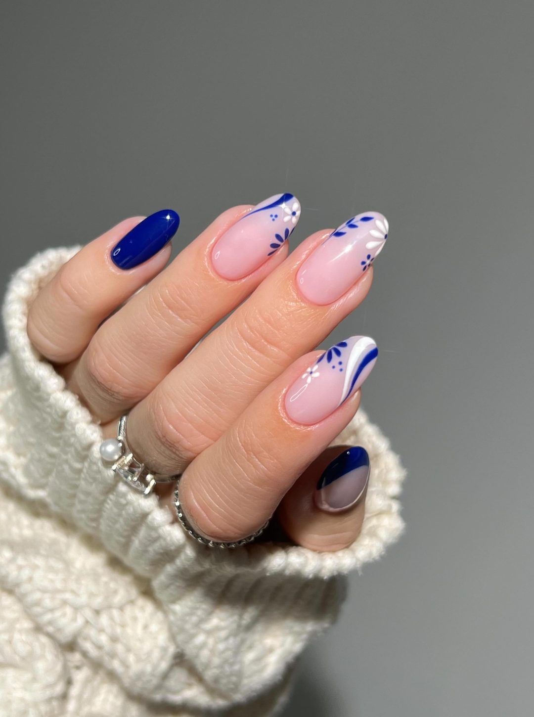 28 Royal Blue Nails Ideas