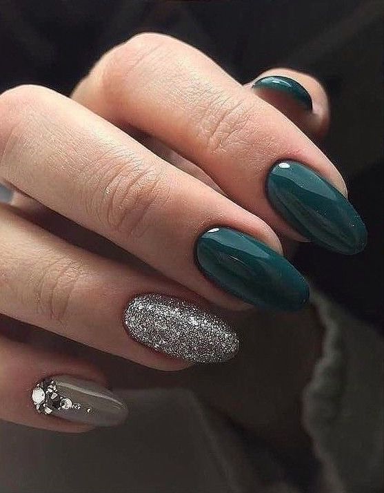 35 Emerald Green Nails Ideas